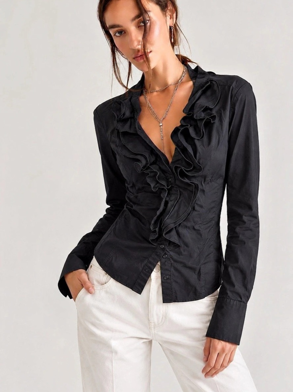 380. White House Black Market Ruffle Front Blouse in Black Size 6 Like New